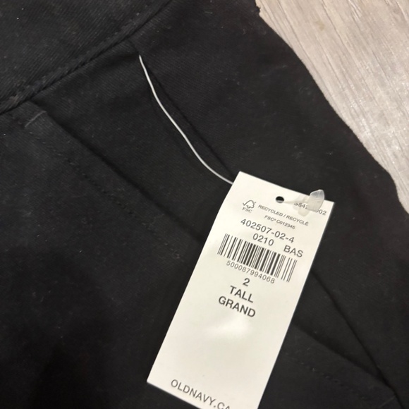 Old Navy High Waisted WOW Flare Pants - Picture 4 of 5